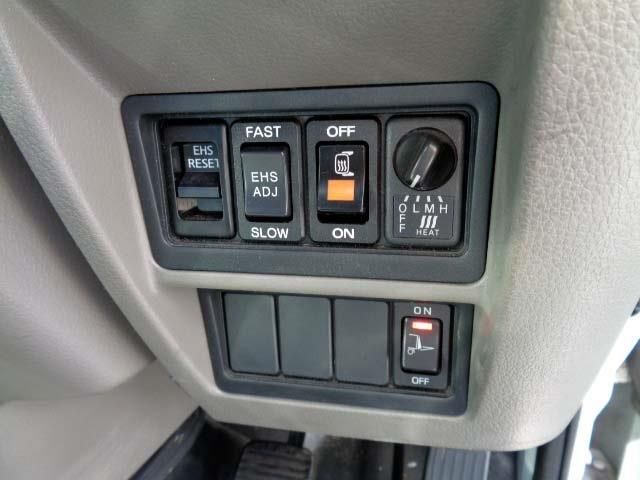 Nissan ATLAS 2014-09 13594-10