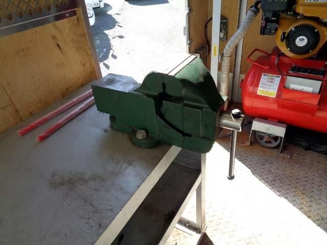 Nissan ATLAS 2014-09 13594-16