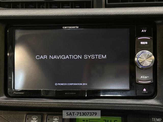 Toyota AQUA 2013-09 389269-2