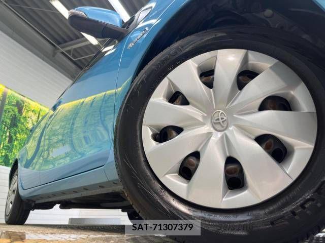 Toyota AQUA 2013-09 389269-13
