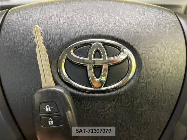 Toyota AQUA 2013-09 389269-4