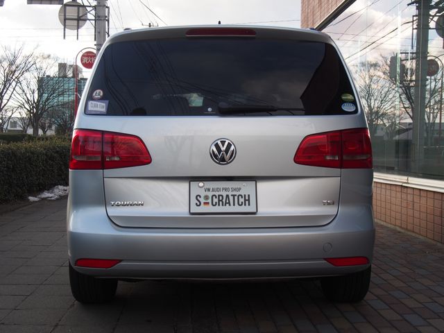 VolksWagen GOLF TOURAN 2013-08 1678-18