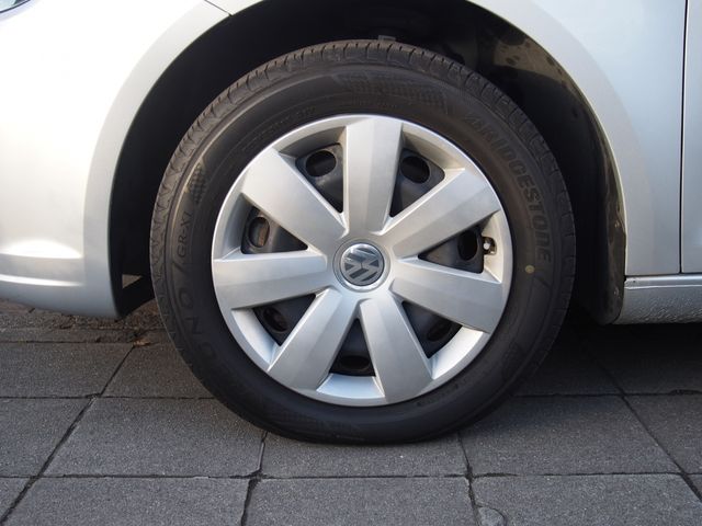 VolksWagen GOLF TOURAN 2013-08 1678-19