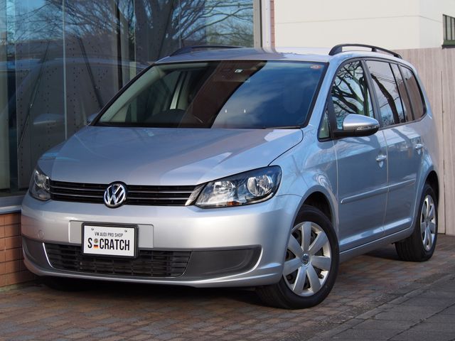 VolksWagen GOLF TOURAN 2013-08 1678-0