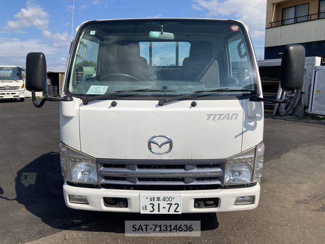 Mazda TITAN 2014-07 369613-20