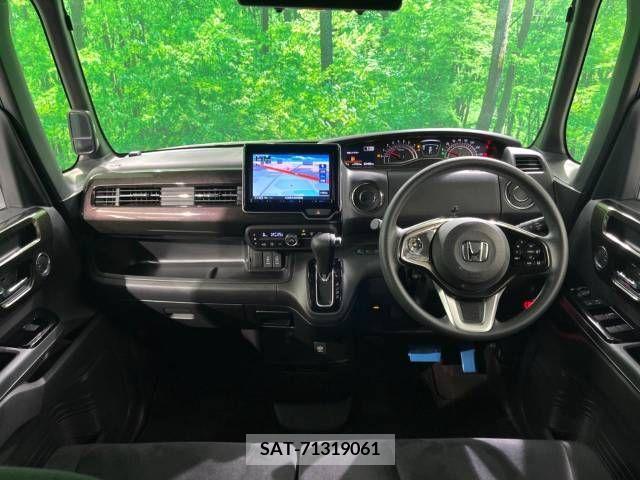 Honda N BOX CUSTOM 2018-01 306955-1