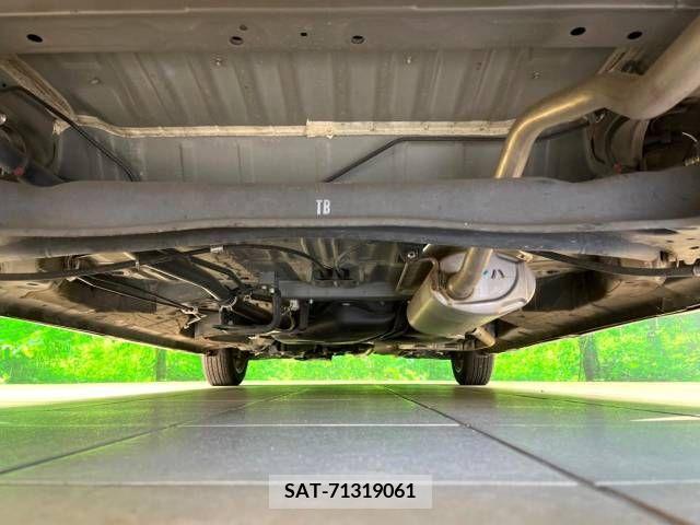 Honda N BOX CUSTOM 2018-01 306955-19
