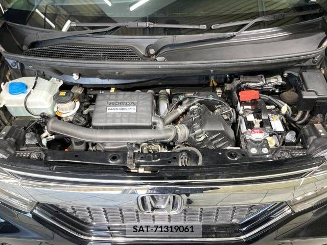 Honda N BOX CUSTOM 2018-01 306955-18