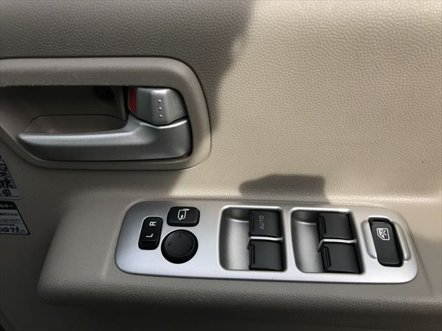 Suzuki EVERY WAGON 2010-04 22070-23