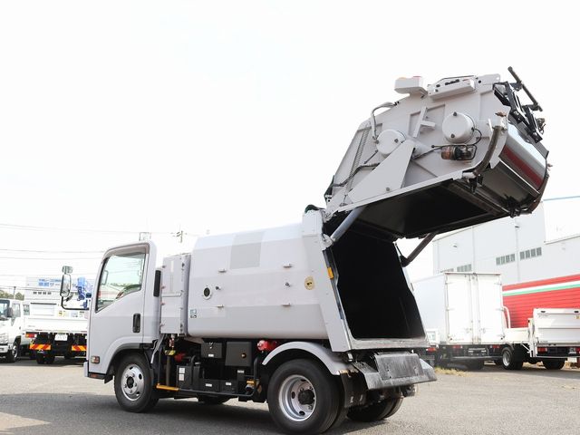 Isuzu ELF TRUCK 2015-01 193395-13