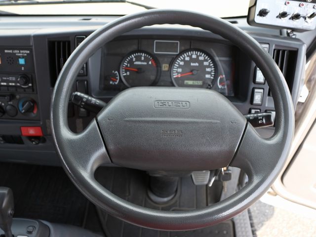 Isuzu ELF TRUCK 2015-01 193395-24