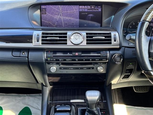 Lexus LS 2013-02 895-13