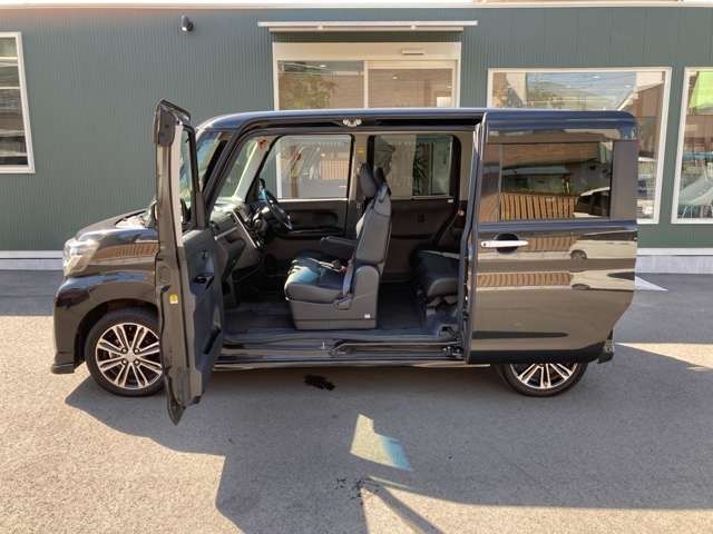 Daihatsu TANTO CUSTOM 2017-10 12707-22