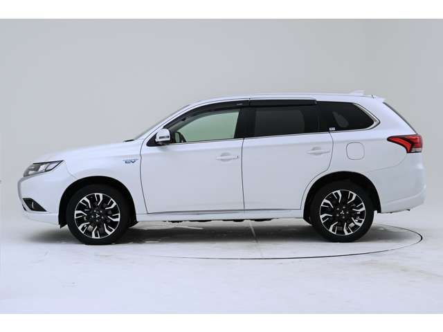Mitsubishi OUTLANDER PHEV 2017-08 436-2