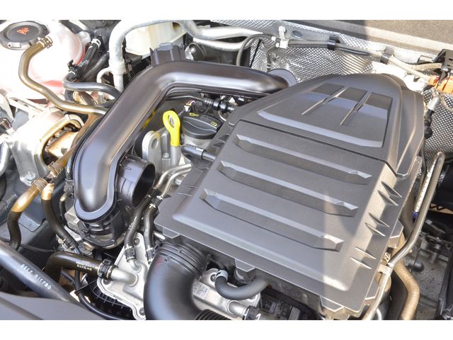 Audi Q2 2018-03 2248-22