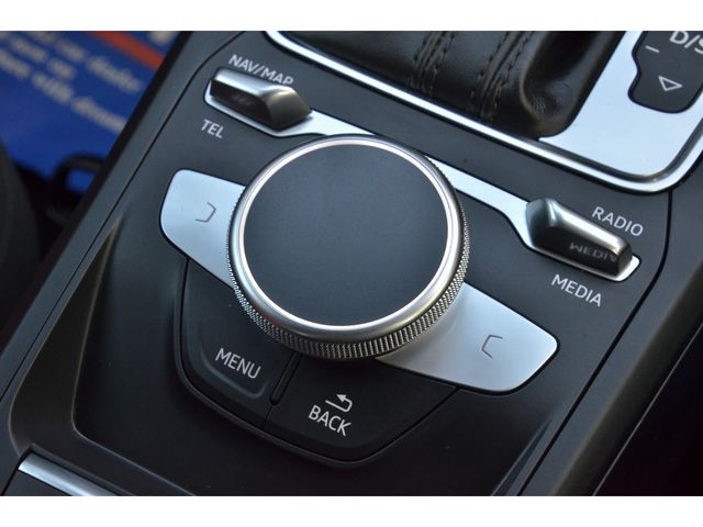 Audi Q2 2018-03 2248-11