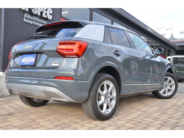 Audi Q2 2018-03 2248-4