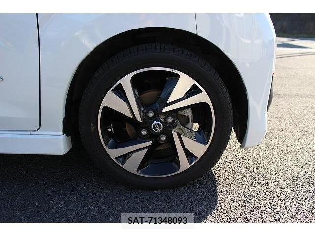 Nissan DAYZ 2019-11 213598-13