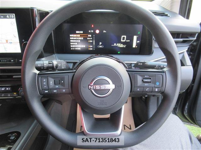 Nissan NOTE 2021-12 208874-8