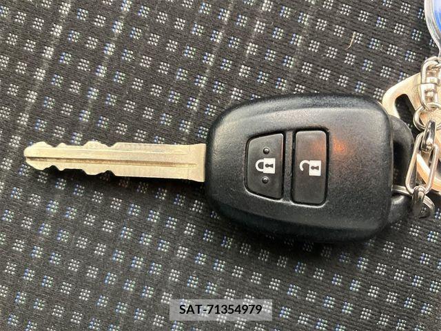 Toyota VITZ 2015-08 374554-18