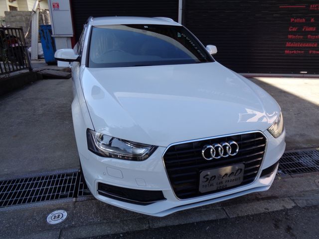 Audi A4 2014-12 4688-0