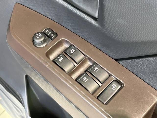Toyota TANK 2017-06 28848-7