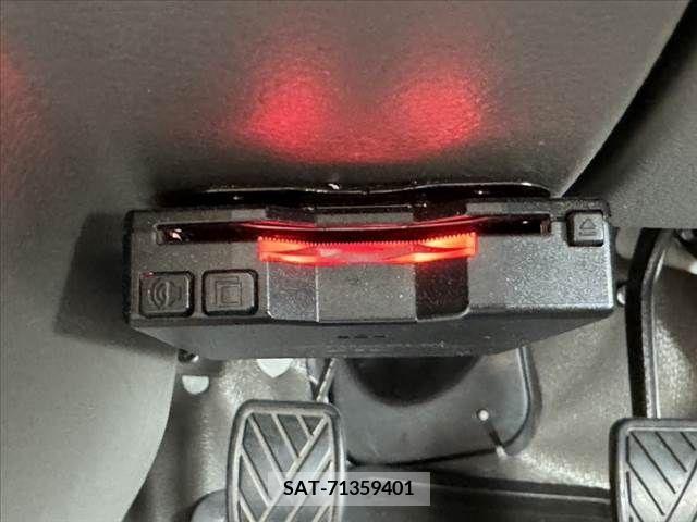 Suzuki EVERY 2019-09 268822-4