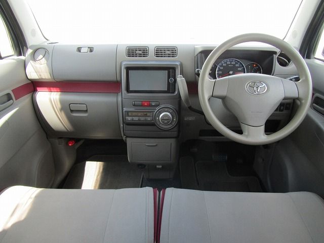 Toyota PIXIS SPACE 2012-07 4090-1