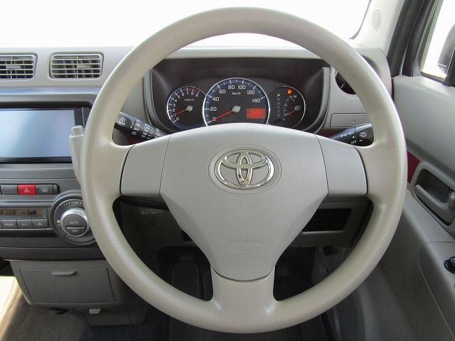 Toyota PIXIS SPACE 2012-07 4090-13