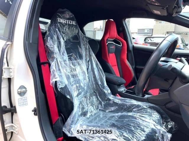 Honda CIVIC 2016-03 357927-8