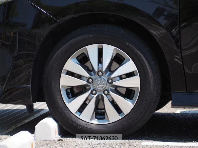 Honda e 2014-11 382183-9