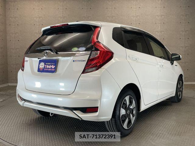 Honda FIT HYBRID 2018-09 304021-3