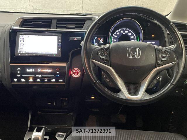 Honda FIT HYBRID 2018-09 304021-1