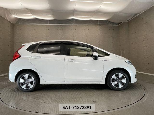Honda FIT HYBRID 2018-09 304021-6