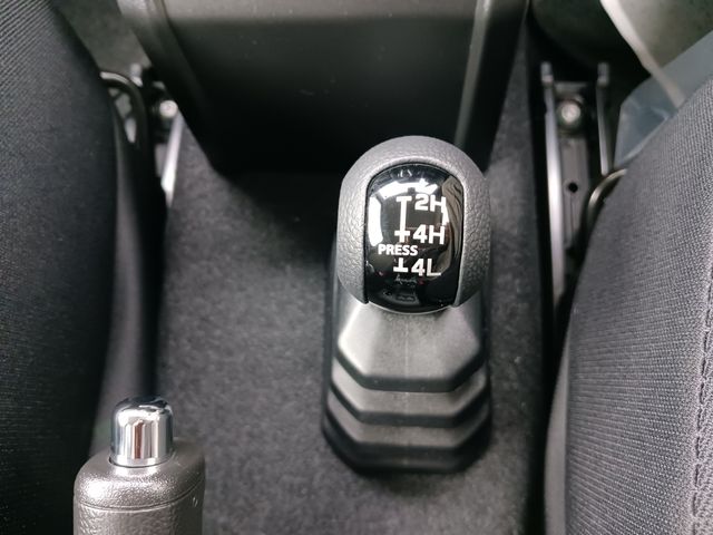 Suzuki JIMNY 2022-08 25440-15