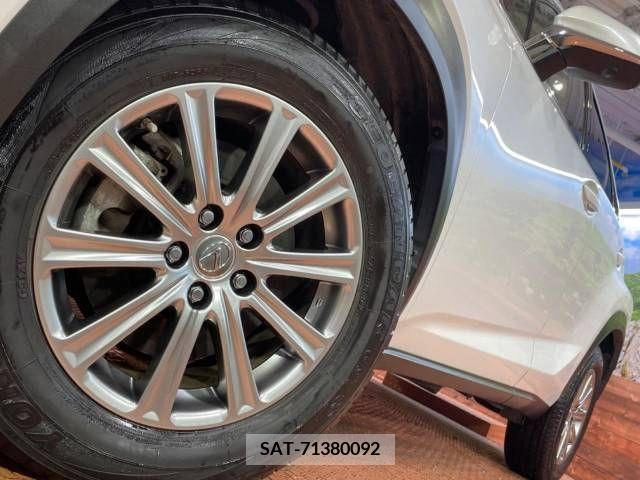 Lexus NX 2017-04 353993-13