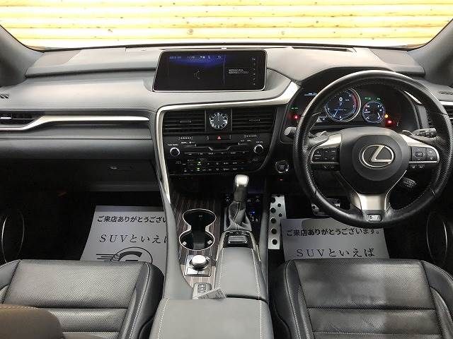 Lexus RX 2018-09 10555-1