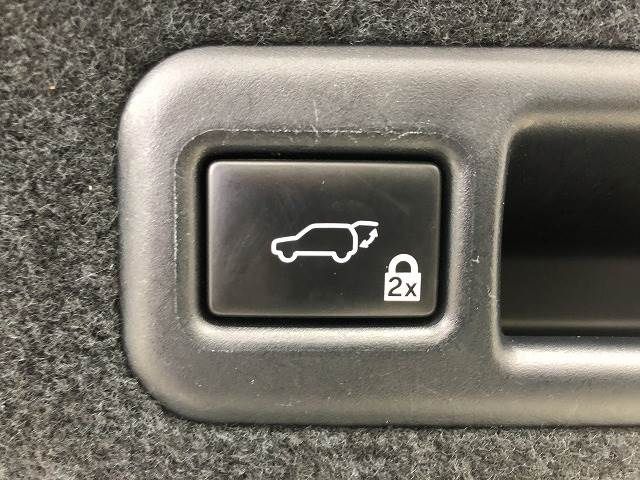 Lexus RX 2018-09 10555-7