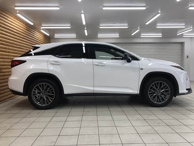 Lexus RX 2018-09 10555-13