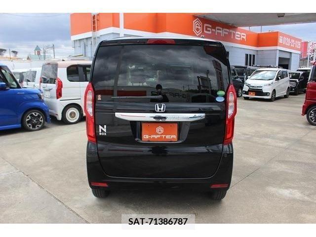 Honda N BOX 2019-07 211665-7