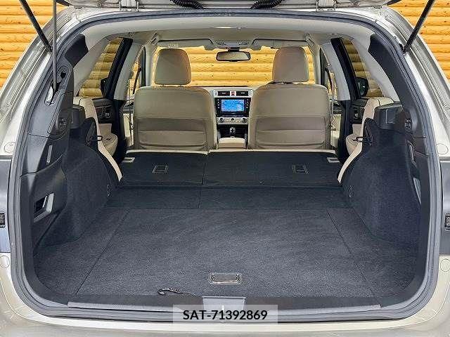 Subaru OUTBACK 2016-11 330091-19
