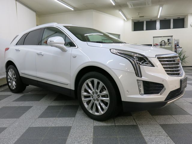 Cadillac XT5 2018-06 185093-4