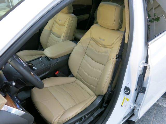 Cadillac XT5 2018-06 185093-21