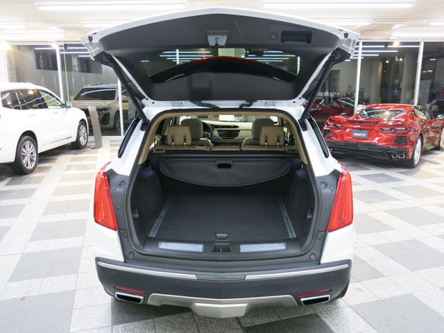 Cadillac XT5 2018-06 185093-11