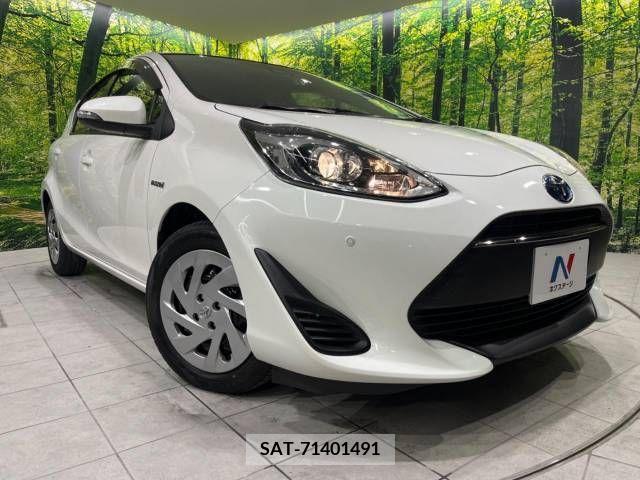 Toyota AQUA 2018-03 260617-12