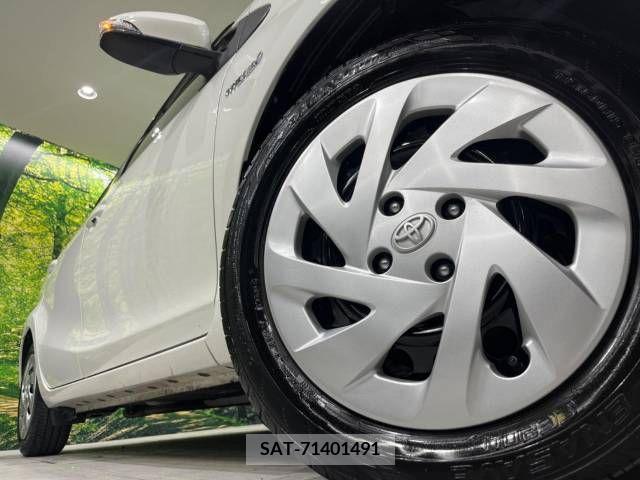 Toyota AQUA 2018-03 260617-13