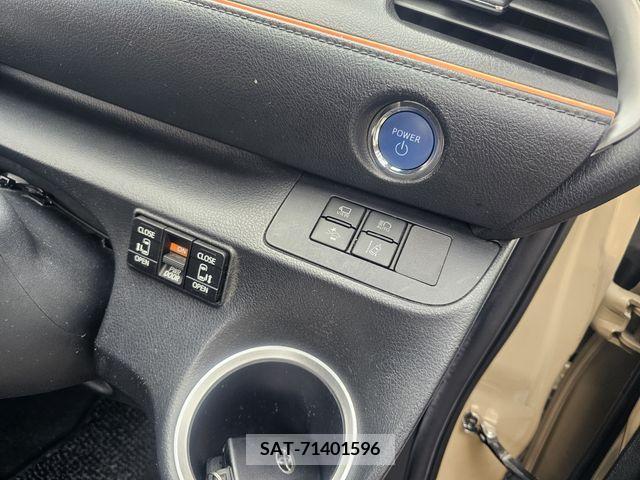 Toyota SIENTA 2019-99 299047-9