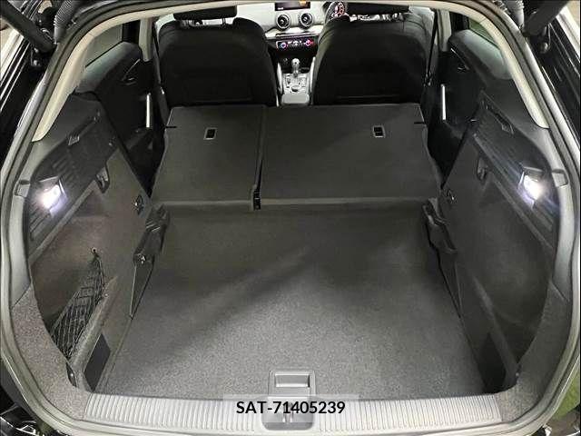 Audi Q2 2019-02 224900-17