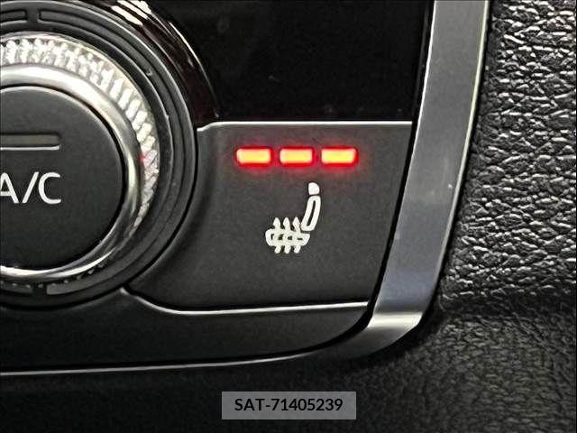 Audi Q2 2019-02 224900-8