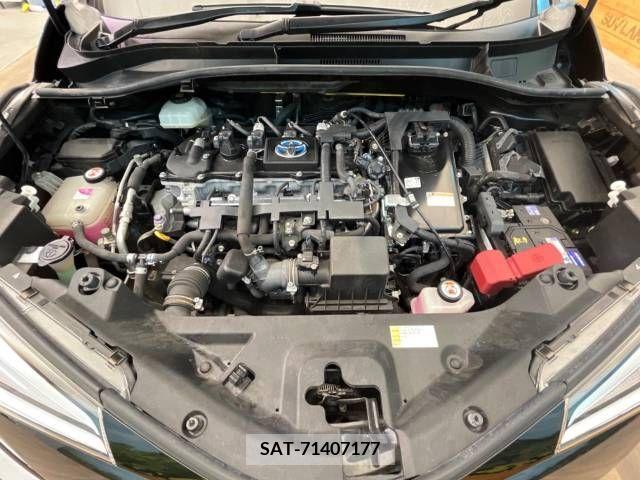 Toyota C-HR 2017-09 264105-18